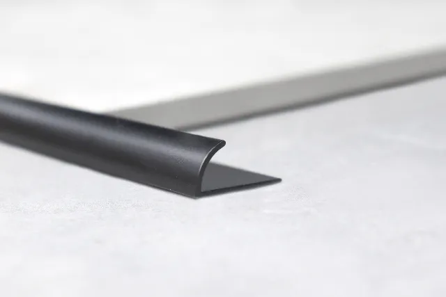 BAT Half Round Trim