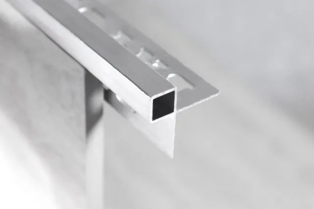 BAT Mosaic Corner Guard