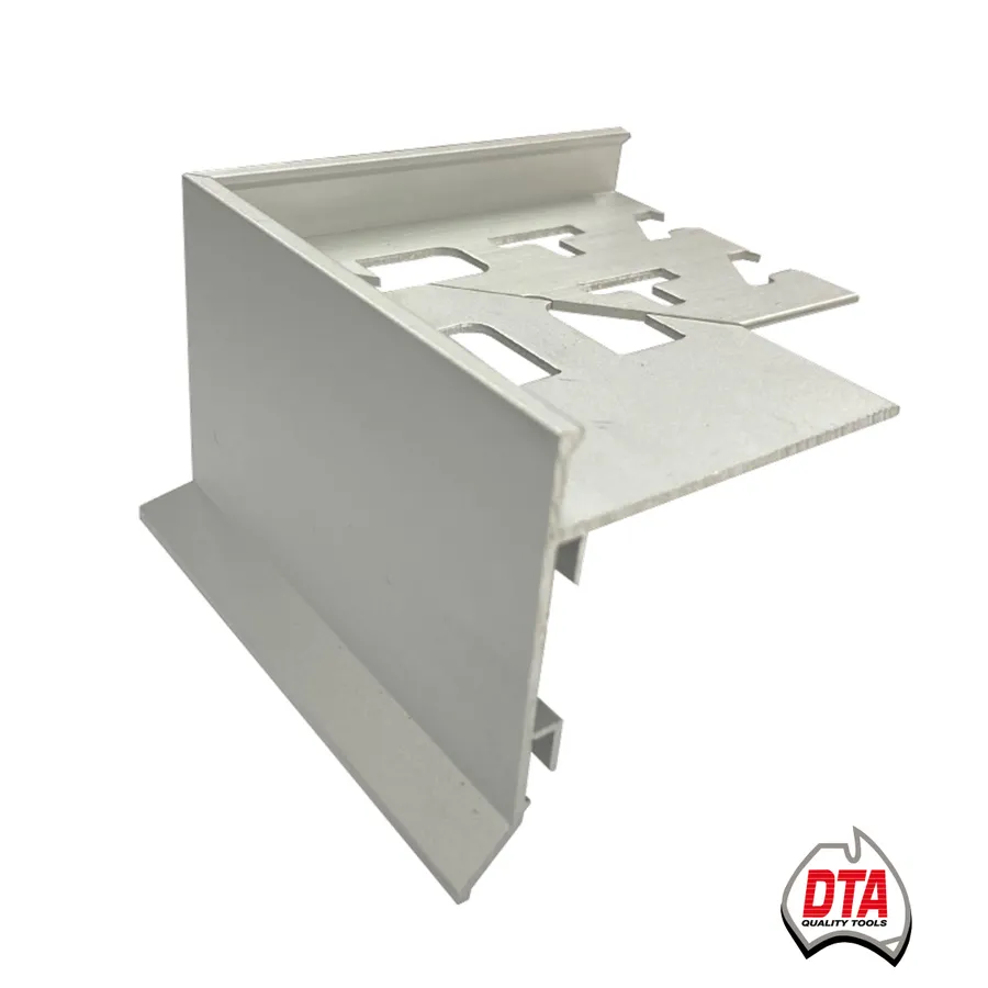 Corner Piece Balcony External 10mm Matt Silver